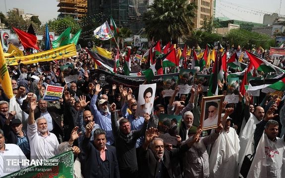 صحيفة إيرانية بارزة: عملية "طوفان الأقصى" كانت خطأ