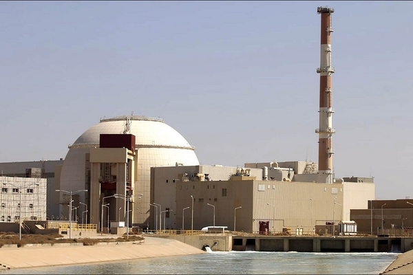 وزير النفط الإيراني: سنبني محطة طاقة نووية جديدة بتمويل من روسيا