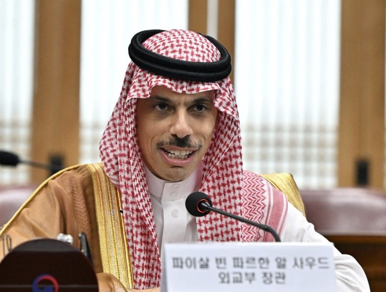 عربستان سعودی: حق پاسخ نظامی به حمله‌های جمهوری اسلامی را برای خود محفوظ می‌دانیم