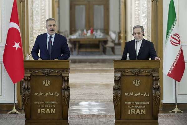 Iran, Turkey agree to build $1.6 billion trade rail link