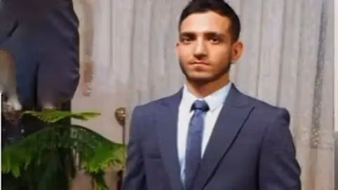 Israeli-Iranians caught in standoff, mourn execution of Jewish Iranian