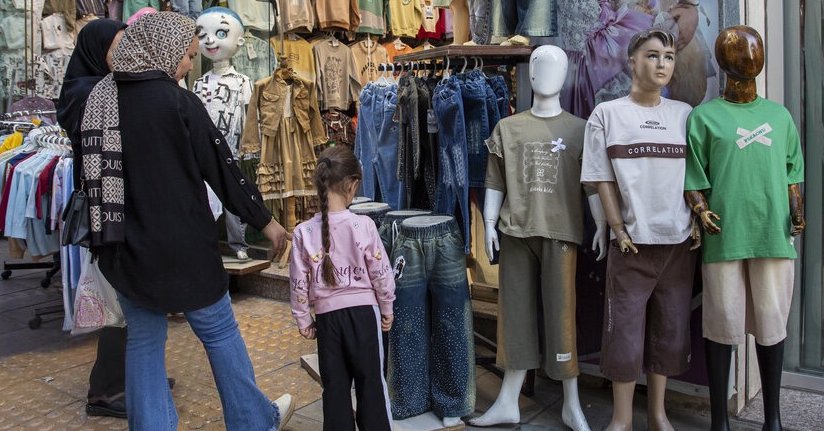 Iran economists warn recovery needs reform not just relief