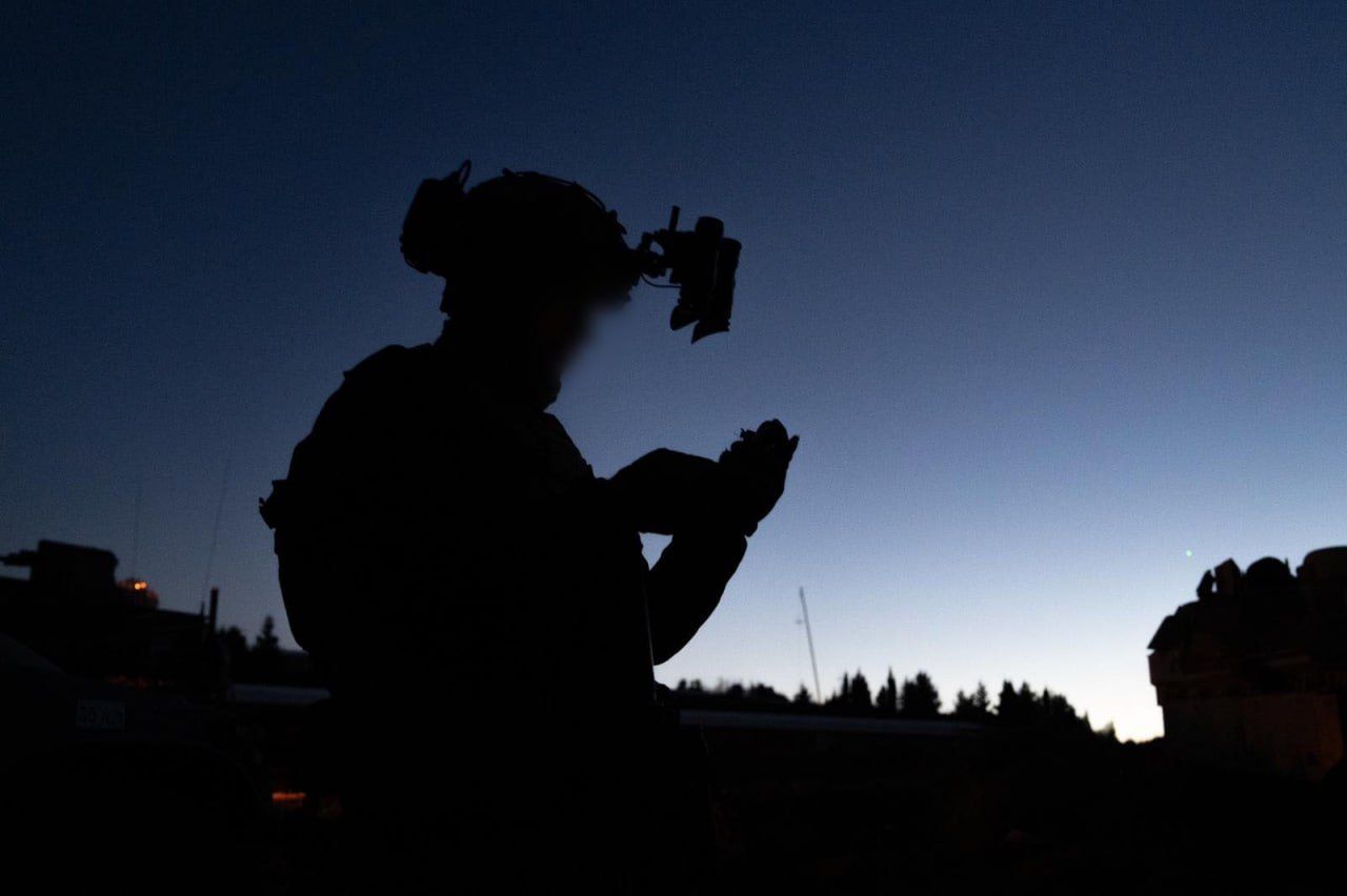 ارتش اسرائیل از حمله به ساختمان‌های مورد استفاده حزب‌الله در جنوب لبنان خبر داد