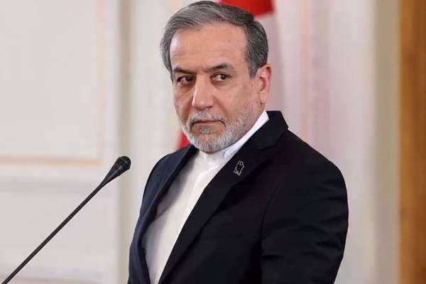 عراقجي: إيران لن تقبل إلا باتفاق "عادل وشامل"