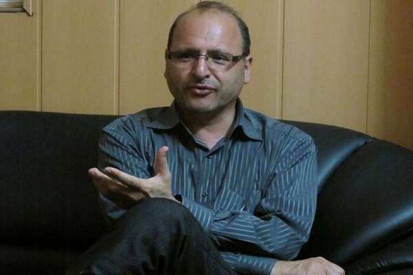 وسط نفي رسمي.. برلماني إيراني معترفًا بتوريد الصواريخ إلى روسيا: "ما وراء الأسود لون"
