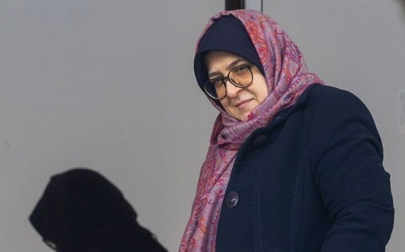 سخنگوی دولت: بدون آماده کردن اذهان مردم قیمت بنزین را گران نمیکنیم