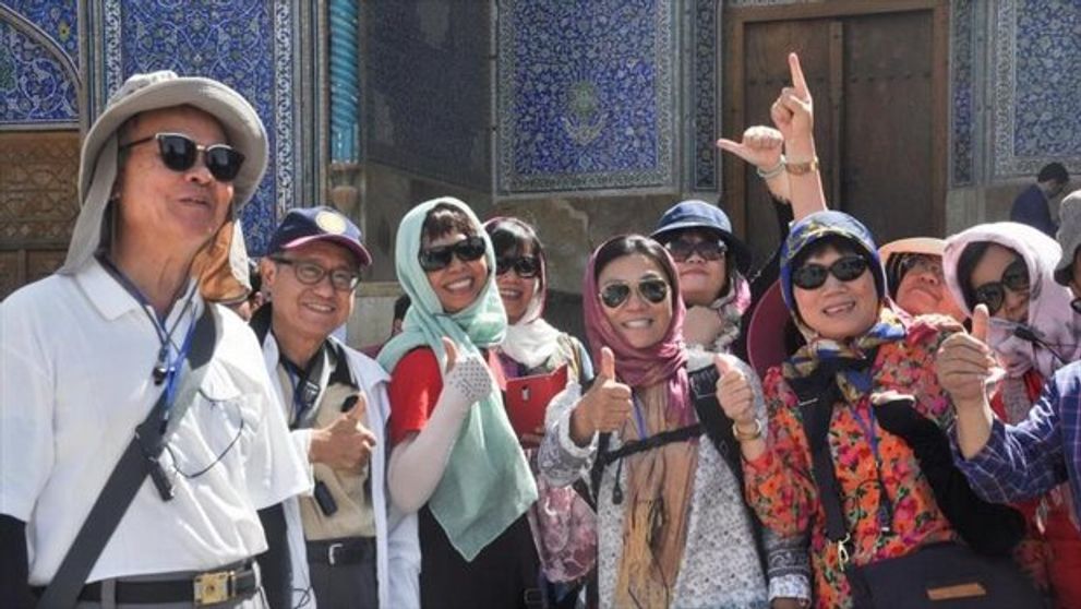 Chinese tourists in Esfahan 