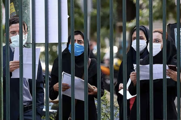 At Least 90 Iranians Of Baha'i Faith Denied University This Year