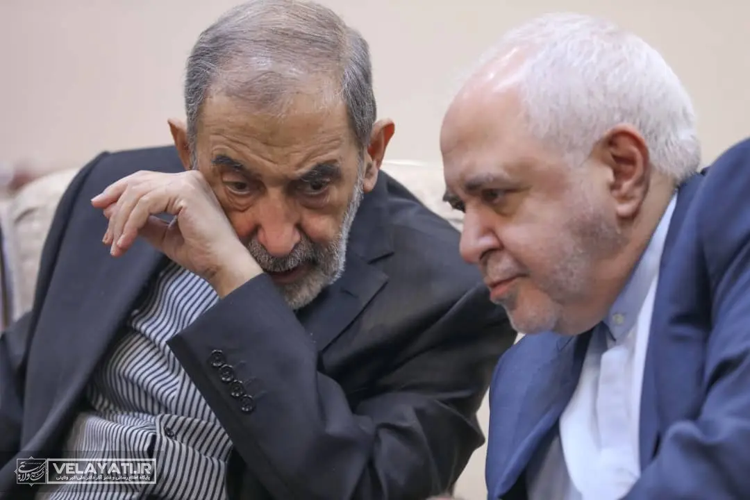 مستشار خامنئي: وجود حزب الله أهم من "الخبز" بالنسبة للبنان 