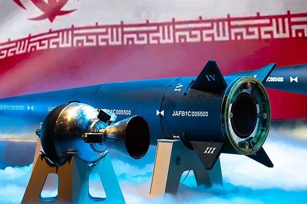 بعد إعلان طهران عن صاروخ "فرط صوتي".. رفض دولي وعقوبات أميركية وتحذير إسرائيلي
