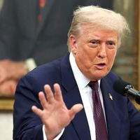 دونالد ترامپ: حالا که ایران زرادخانه هستهای ندارد، همه باید به توافق صلح ابراهیم بپیوندند