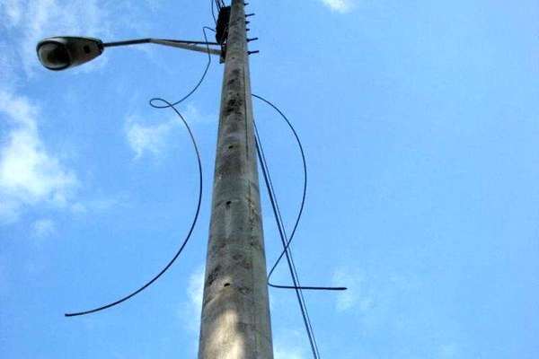 Iranians Hit By Poverty Stealing Power Cables, Road Equipment
