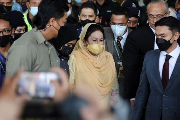 به دنبال زندانی شدن نجیب رزاق، نخستوزیر سابق مالزی، همسر او هم به ۱۰ سال زندان محکوم شد