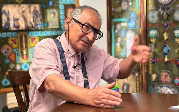 أستاذ في جامعة طهران: إيران تطيل المفاوضات وتخفي سعيها وراء السلاح النووي