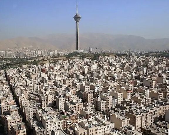 رغم قرار تحديد الزيادة بنسبة 25%.. ارتفاع غير مسبوق في أسعار السكن بطهران