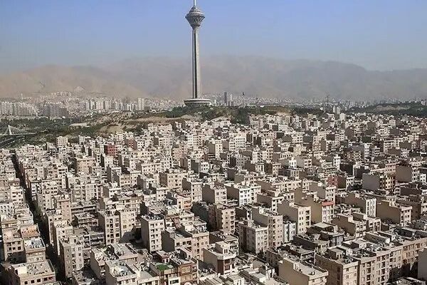 رغم قرار تحديد الزيادة بنسبة 25%.. ارتفاع غير مسبوق في أسعار السكن بطهران
