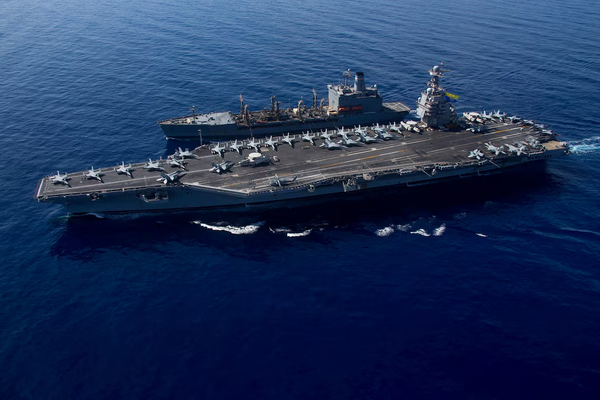 "سي إن إن": حاملة طائرات أميركية ثالثة جاهزة للتموقع قرب إسرائيل