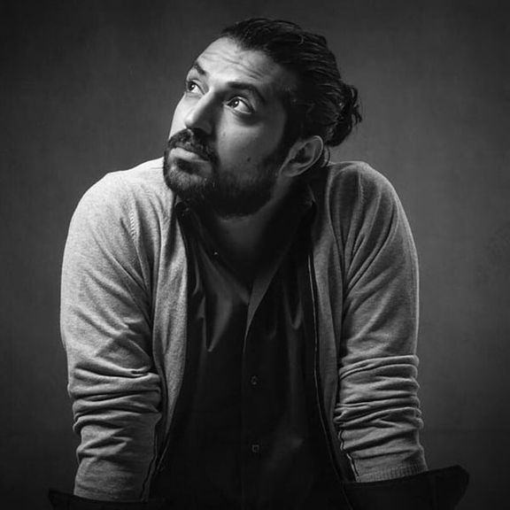 النظام الإيراني يواصل ضغطه على الفنانين.. وممثل يروي تجربة خوفه وقلقه لمدة 90 يوما