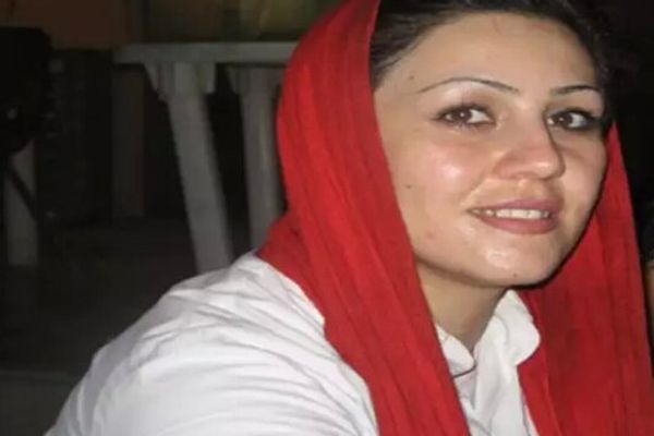 معتقلة إيرانية تندد بمجازر النظام: لا نستطيع حتى إقامة مراسم عزاء