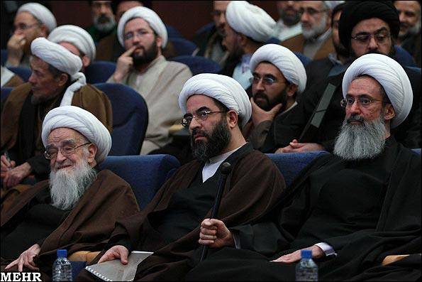 "بيلد" الألمانية: البعض في وزارة خارجية ألمانيا ما زالوا متمسكين بحكم "الملالي"