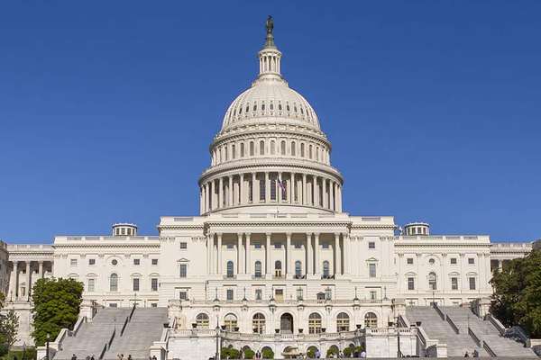 US Lawmakers Propose Legislation To Bar Iran Regime Insiders
