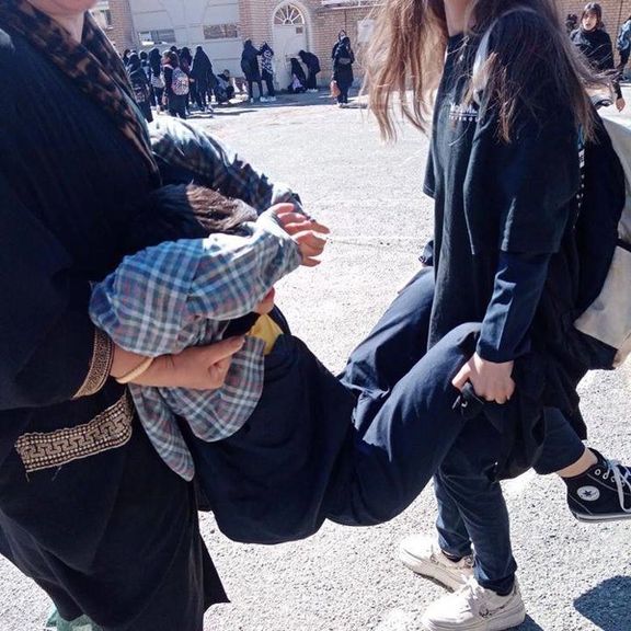 شروع هفته و تکرار حملات شیمیایی؛ دستکم ۹ مدرسه در روز شنبه هدف قرار گرفتند