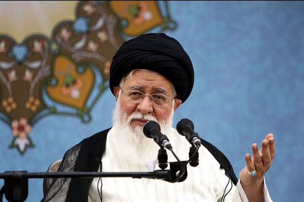 امام جمعه مشهد: روز اول جنگ کمی غافلگیر شدیم