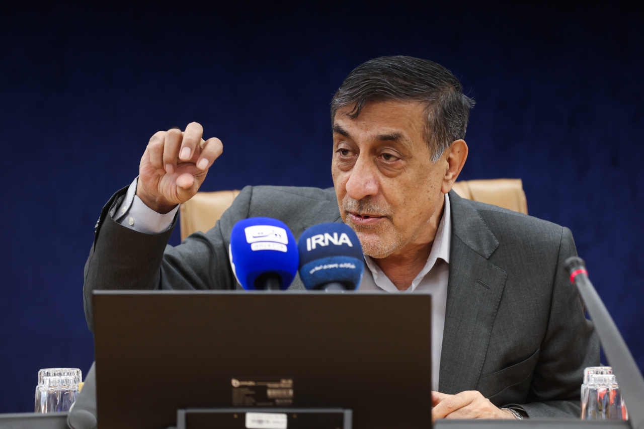 معاون اجرایی پزشکیان: برای اولین بار از حربه تنگه هرمز استفاده کردیم