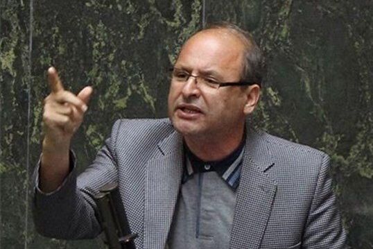 عضو کمیسیون امنیت ملی مجلس: حمله اسرائیل به تاسیسات اتمی مجوز ساخت بمب اتم به ما میدهد