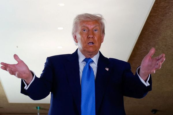 ترامب: نظام طهران يمثل خطرا على المنطقة.. وسنصل إلى حل مع إيران بالعنف أو بدونه