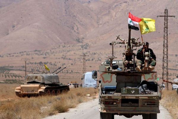 حزب الله يبني مخبأ في ضاحية دمشق لإخفاء السلاح الإيراني
