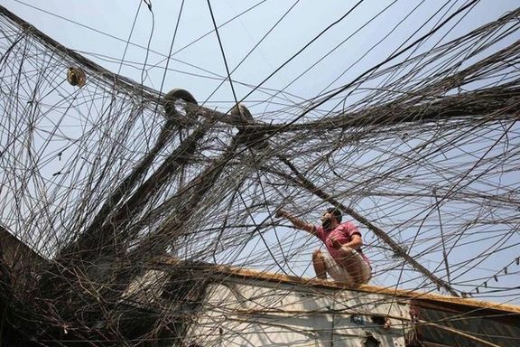 صادرات برق در جمهوری اسلامی: چراغی که به خانه روا نیست