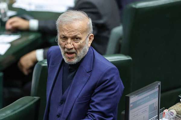 ممثل طهران بالبرلمان الإيراني: على السلطة القضائية إصدار حكم بإعدام ترامب ونتنياهو