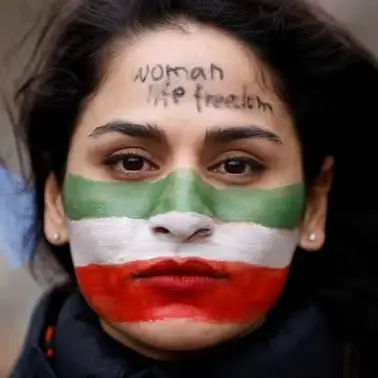 Iran rolls out 'green tick' site to woo back émigrés but risks abound