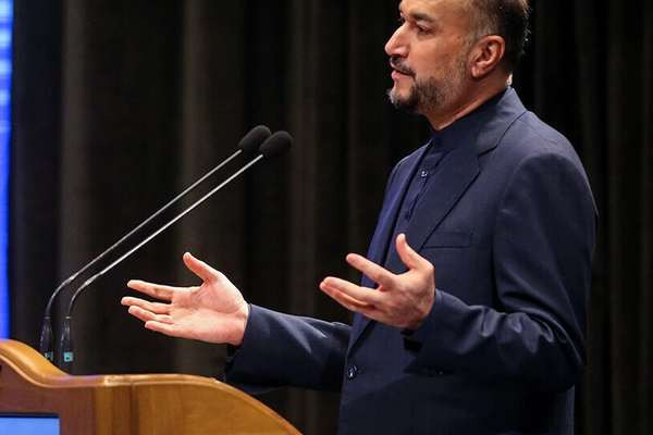 عقب وصوله لأنقرة.. عبد اللهيان: علاقاتنا مع تركيا من أفضل علاقات الدول المجاورة لإيران