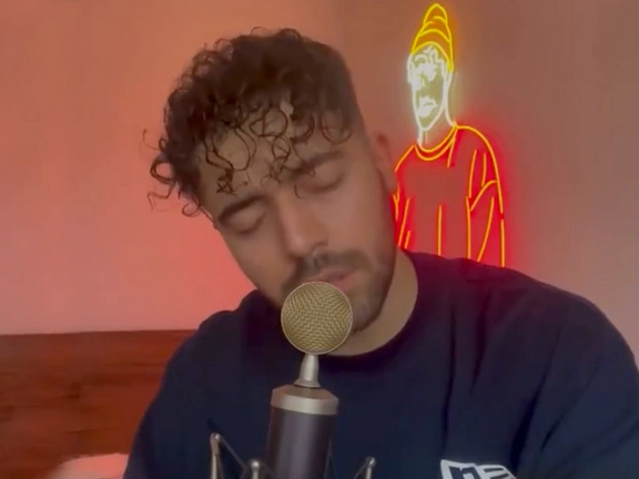 شروین حاجیپور خواننده آهنگ «برای ...» بازداشت شد