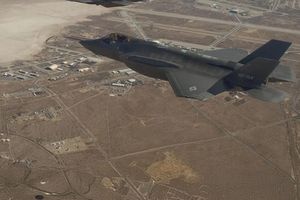 فرمانده سابق ارتش بریتانیا: زمان اقدام نظامی علیه جمهوری اسلامی فرا رسیده است