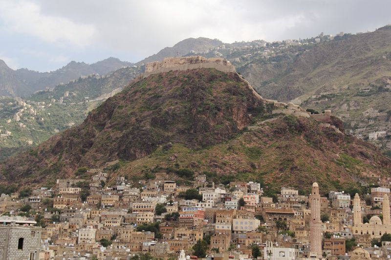 در حمله هوایی به غرب تعز در یمن، مواضع حوثی&zwnj;ها هدف قرار گرفت