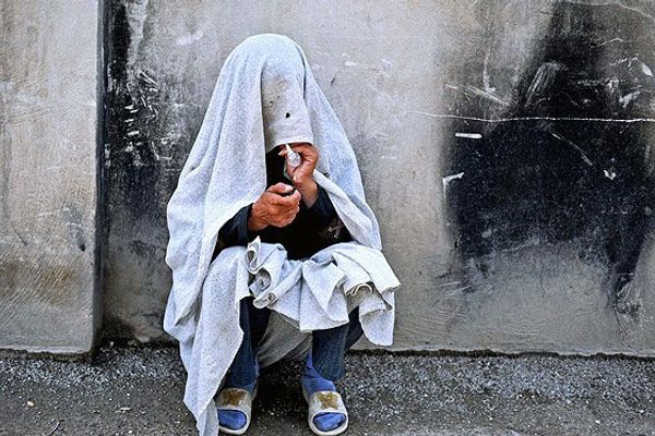 وكالة "إيلنا": المدمنون في إيران يفضلون "الحشيش"