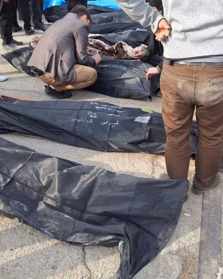 یک مخاطب: فقط در یک بیمارستان زنجان ۱۴ جسد با آثار تیر خلاص منتقل شد