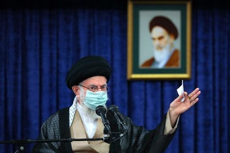 علی خامنهای در میانه خیزش سراسری علیه حکومت، مدعی قدرتمند بودن جمهوری اسلامی شد