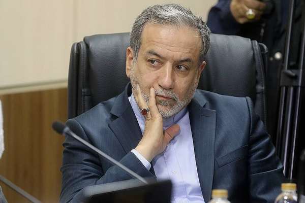 وزير الخارجية الإيراني: إنهاء الحرب مرهون بدفع تعويضات وتقديم ضمانات بعدم تكرار الهجمات