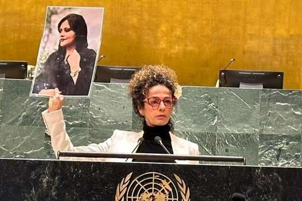 داعية لتصنيف الحرس الثوري منظمة إرهابية.. مسيح على نجاد: النظام الإيراني أكبر قامع للحريات