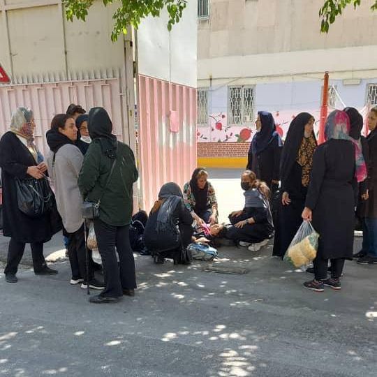 حمله شیمیایی به حداقل هفت مدرسه دخترانه در روز چهارشنبه؛ حال شماری از دانشآموزان وخیم است