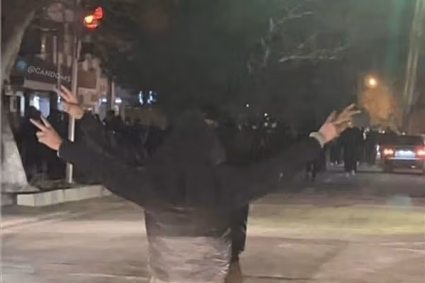 انجمن صنفی فرهنگیان اسلامآبادغرب: در کنار مردم میایستیم