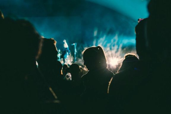 ۲۶۱ بازداشت شده با اتهام «شیطانپرستی»، حاضران در یک برنامه موسیقی زیر زمینی بودند