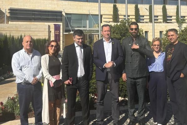 حضور کاترین شکدم در میان ایرانیان دعوتشده از سوی وزارت خارجه اسرائیل