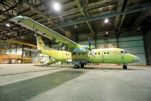 مجلة طيران ألمانية: "سيمورغ" الإيرانية مُستنسخة من طائرة "أنتونوف 140" الأوكرانية