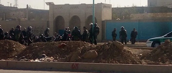 Police forces at the scene of a deadly brawl in Meybod in the central Yazd province (December 2023)