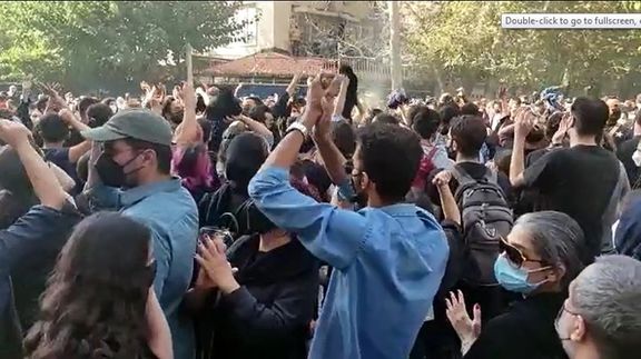 احتجاجات إيران: متظاهرون في الشوارع.. واشتباكات مع الأمن.. وإضراب يعم كردستان وزاهدان